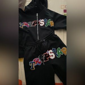 Trapstar tracksuit (authentic)